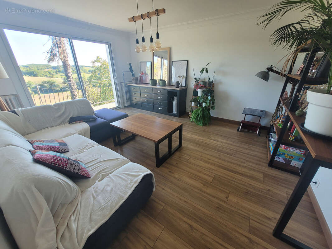 Maison à ESCASSEFORT