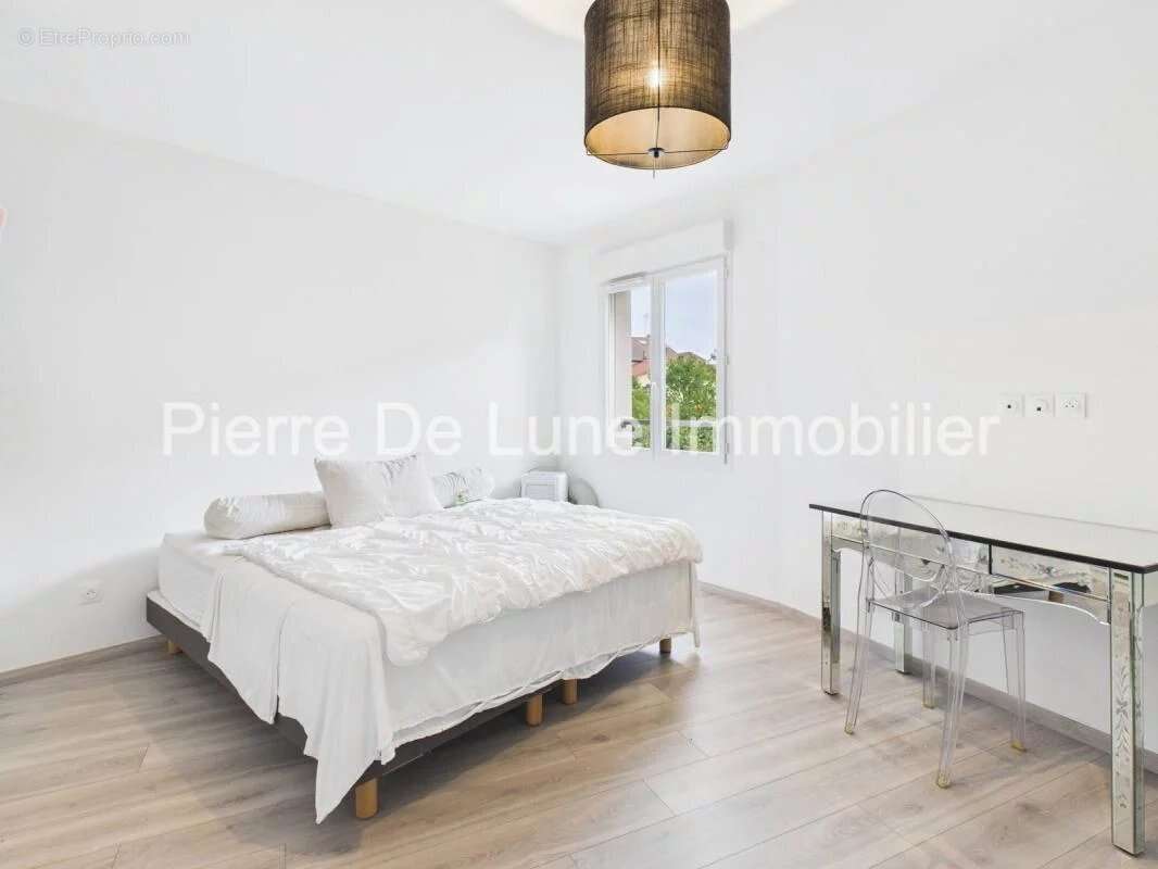 Appartement à SATHONAY-CAMP