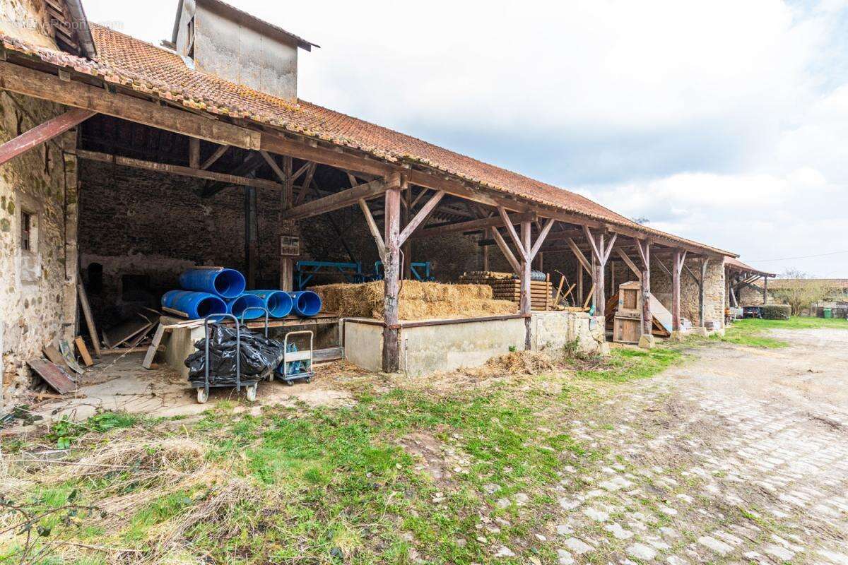 Appartement à CHAMPCUEIL