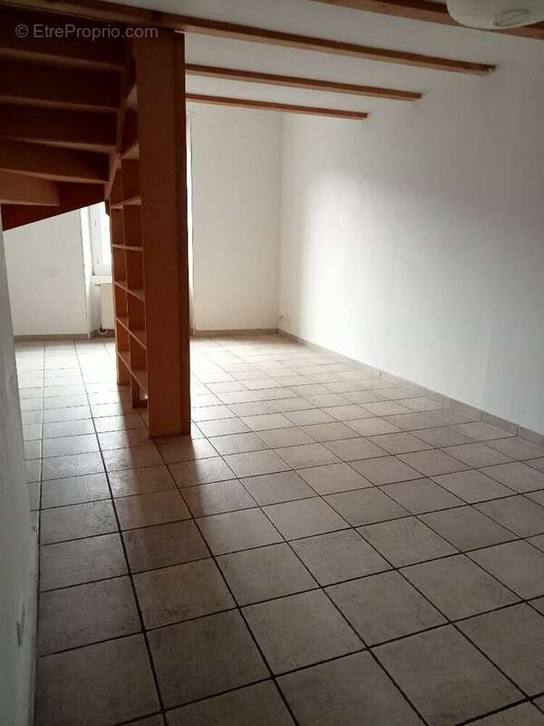 Appartement à GANGES