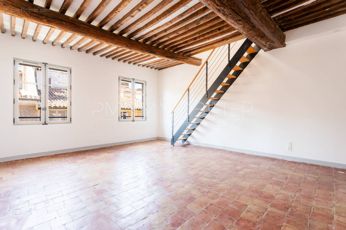 Appartement à AIX-EN-PROVENCE