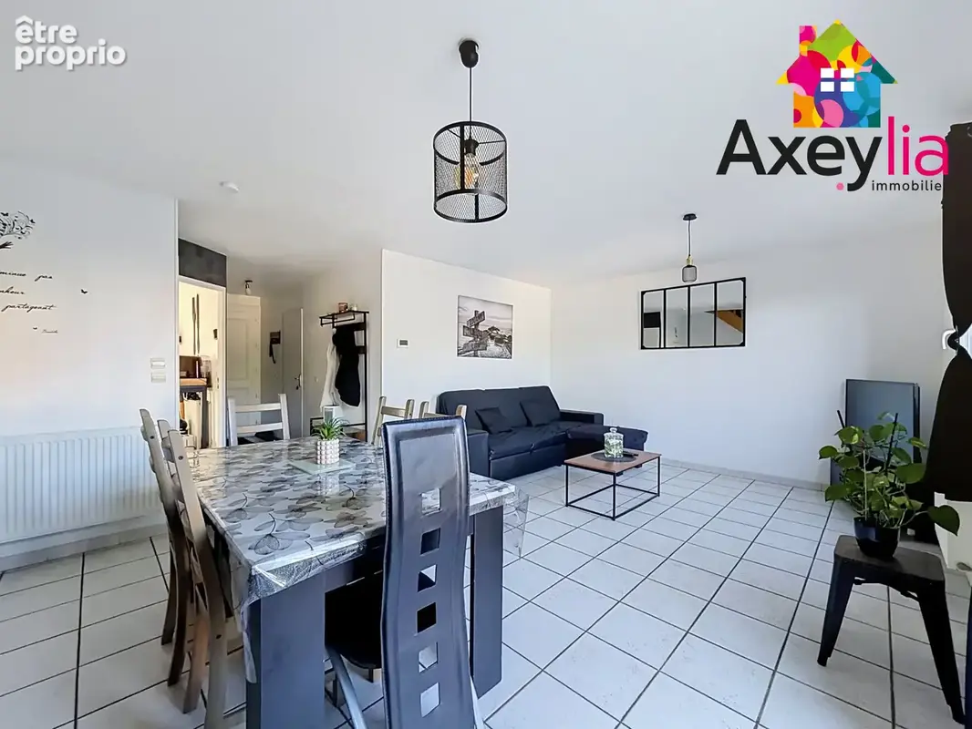 A vendre - feurs -  maison de 84 m2 avec 3 chambres, terrain de 400 m2 et garage - photo 6