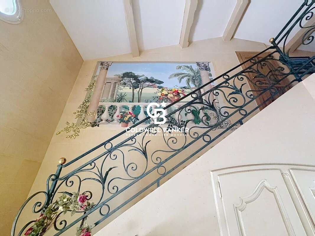 Maison à SAINT-RAPHAEL