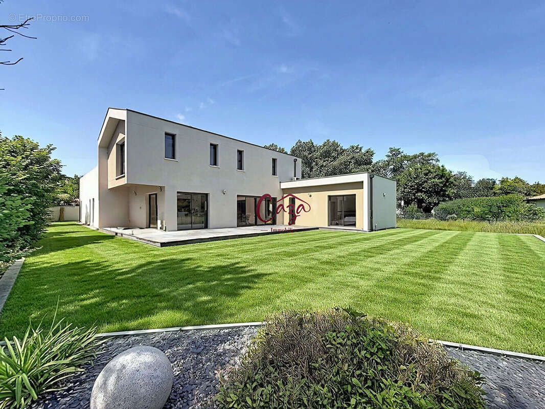 Villa contemporaine Haut de Gamme à 10 minutes de BOULIAC - photo 12