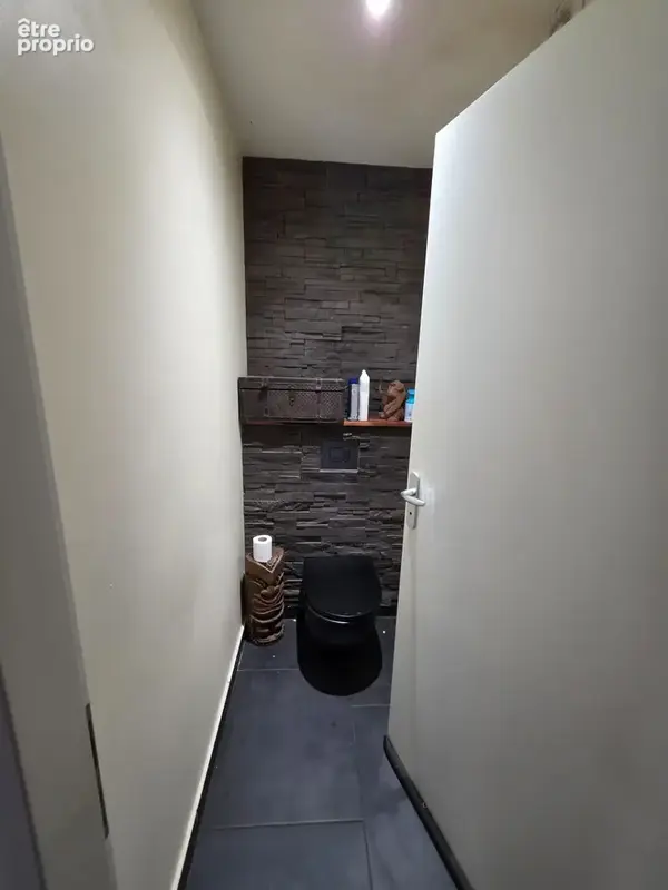 Villa 5 chambres + 2 F2 indépendants sur plus de 2400 m² de terrain - photo 15