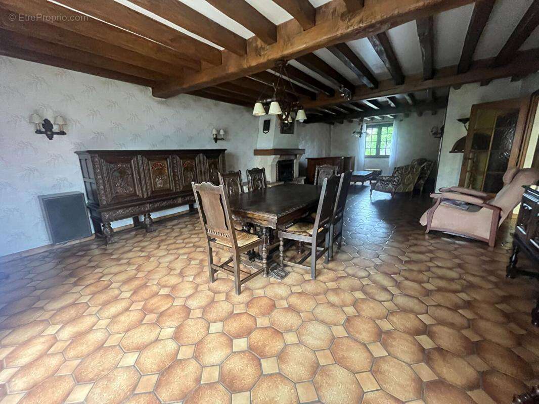 Maison sur sous sol 6 chambres  200 m2 - photo 11