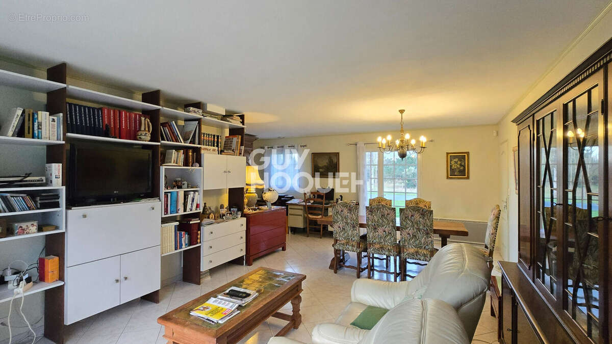 Maison à SAINT-HILAIRE-DE-RIEZ