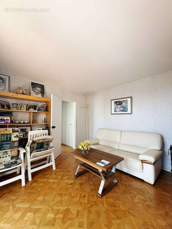 En exclusivite : appartement 2pp avec balcon - photo 3