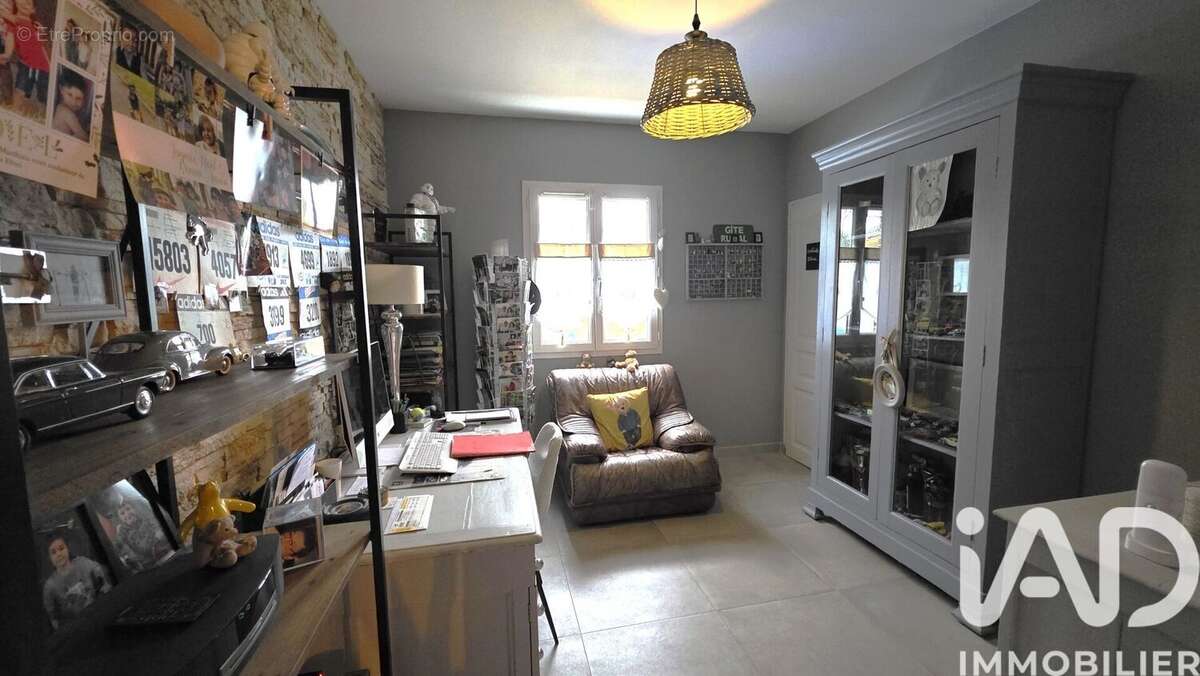 Photo 9 - Maison à CHEVILLON-SUR-HUILLARD