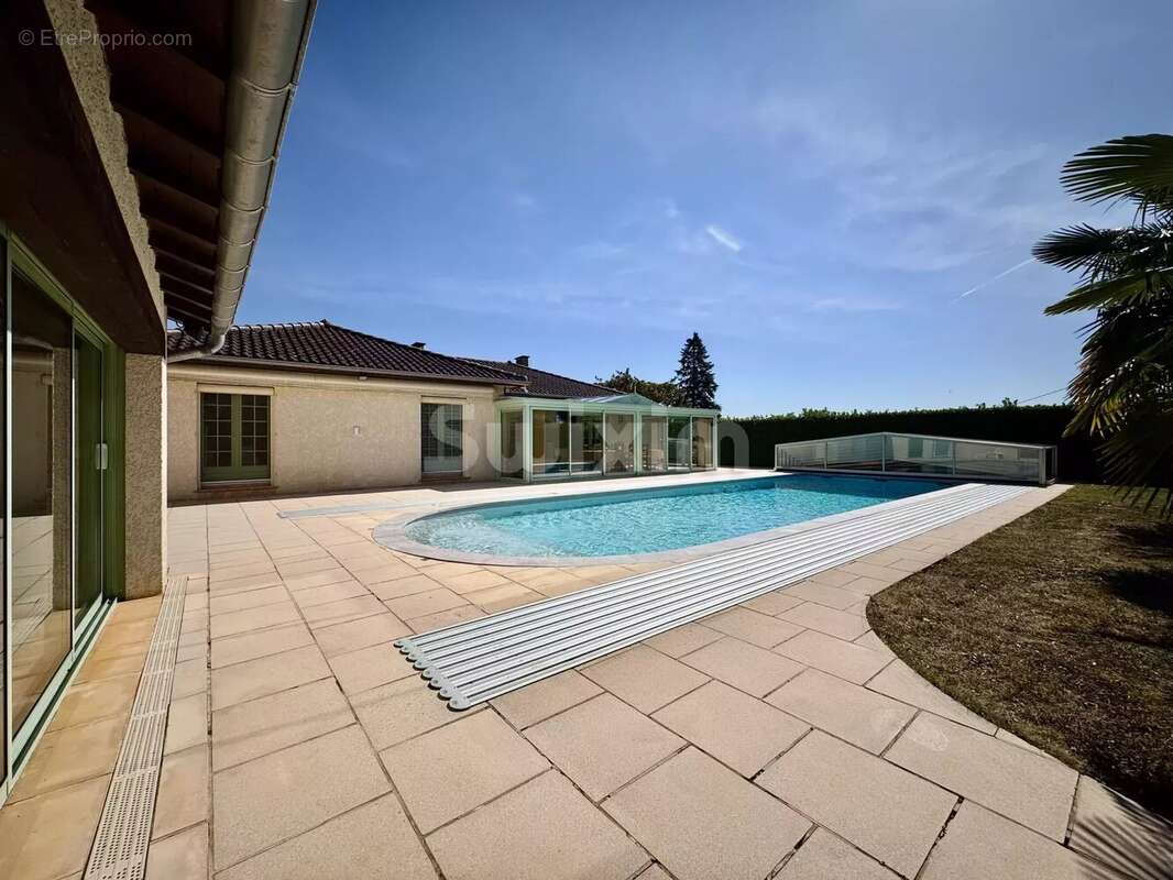 Maison à SAINT-JULIEN