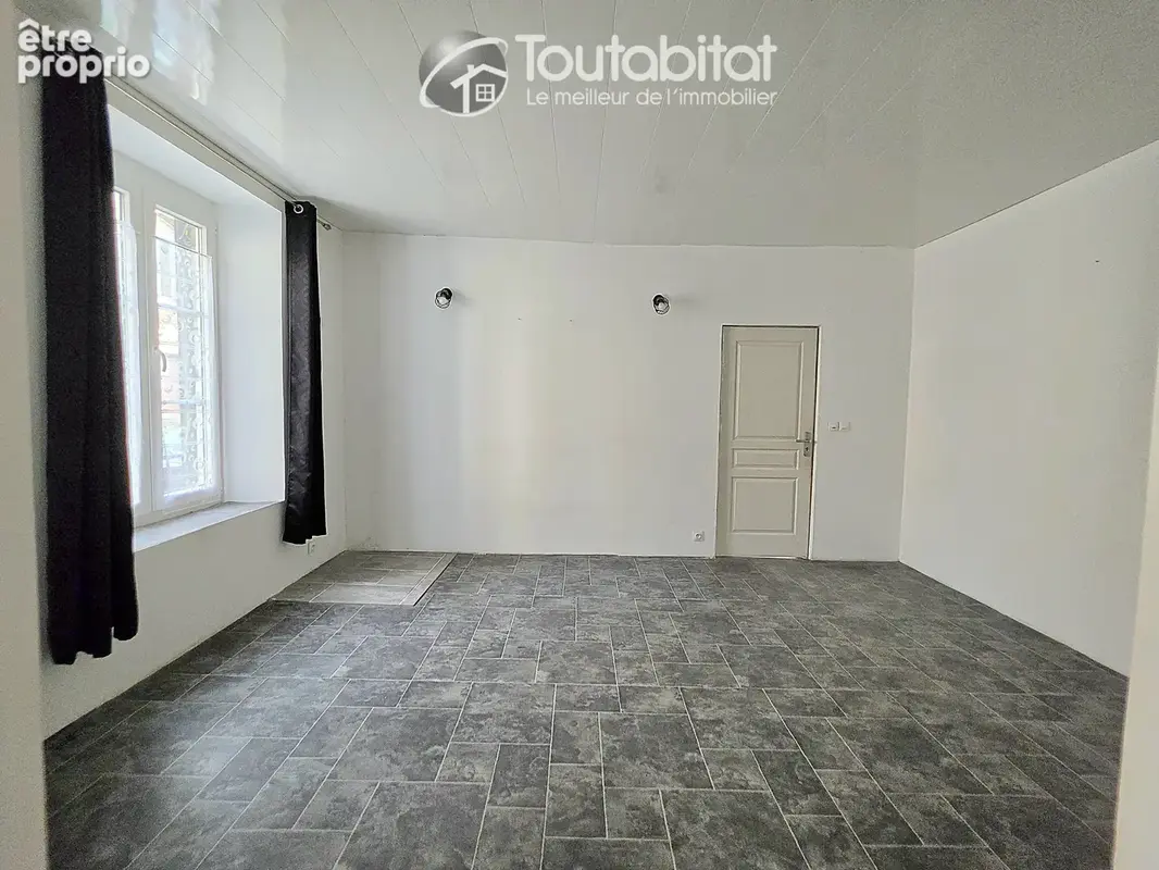 Maison 8 pièces 172 m² à vendre à Vireux-Molhain (08320) - photo 2