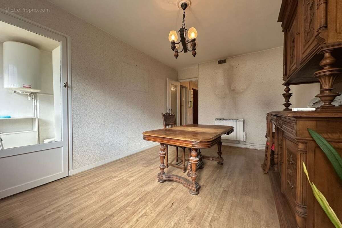 Appartement à SAINT-EGREVE