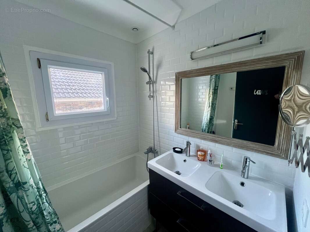 Maison à BRUYERES-LE-CHATEL