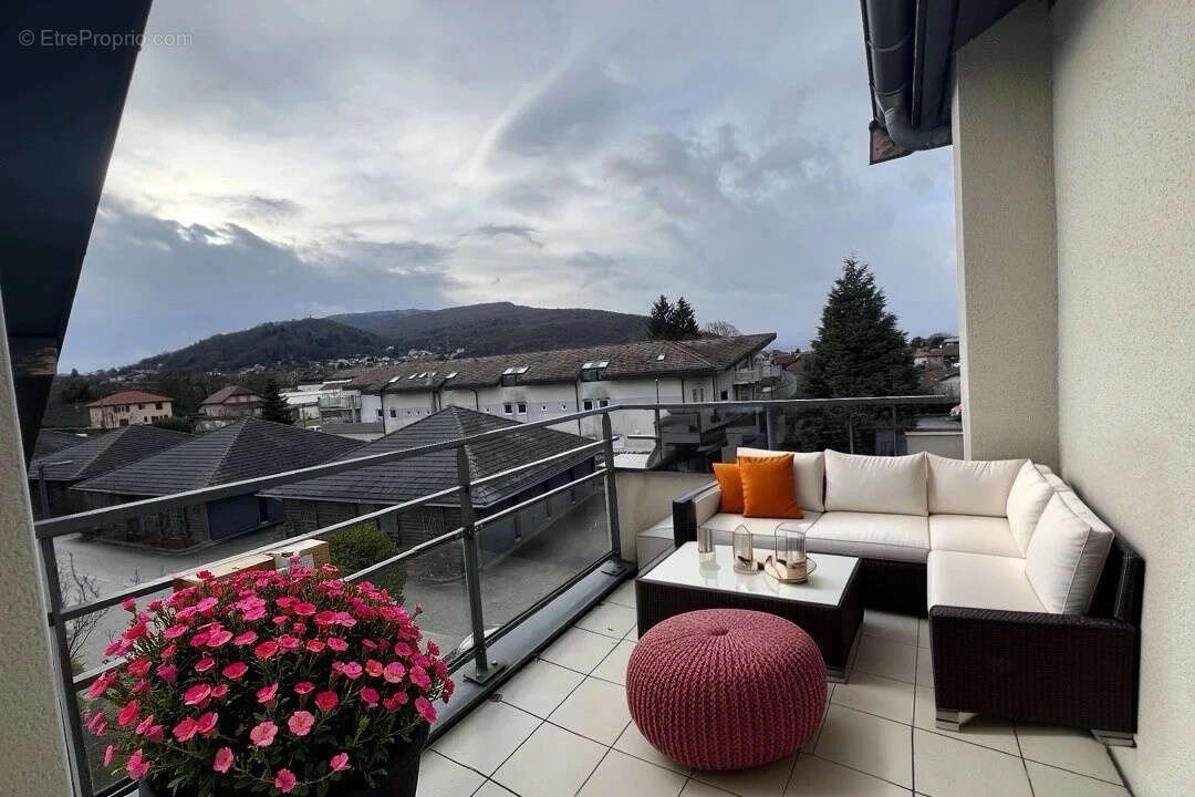 Appartement à VETRAZ-MONTHOUX