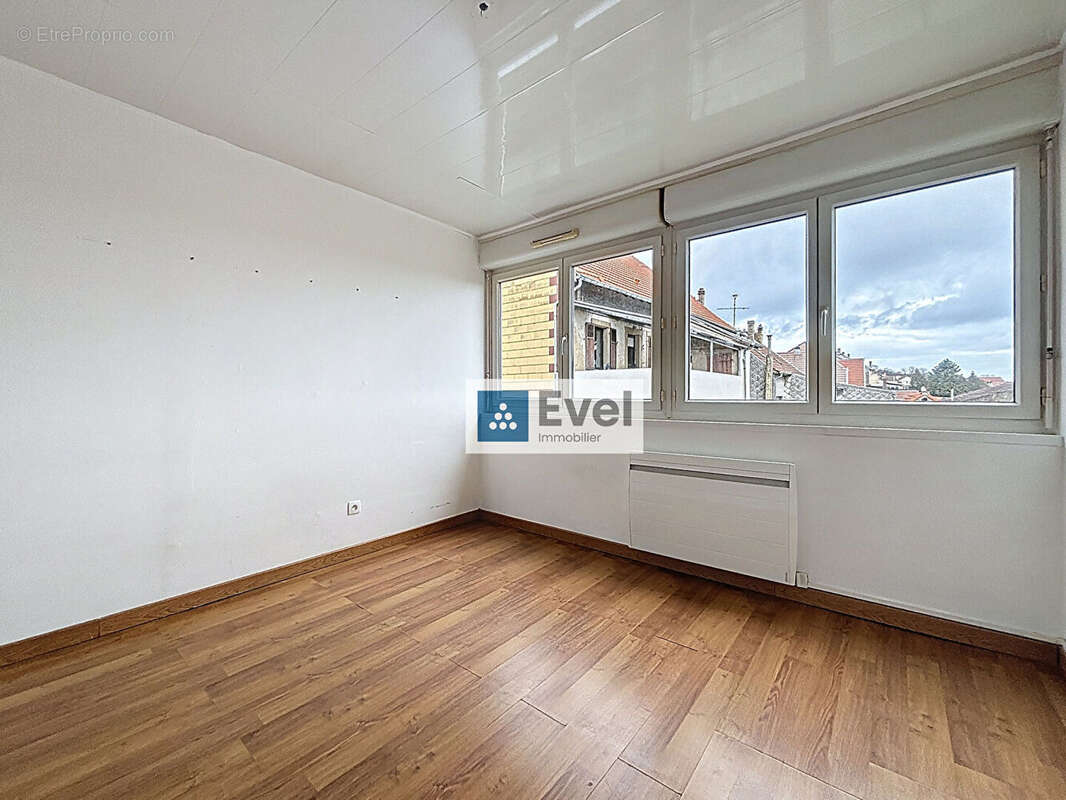 Appartement - 3 chambres - garage à L'Hôpital - DPE D - photo 7