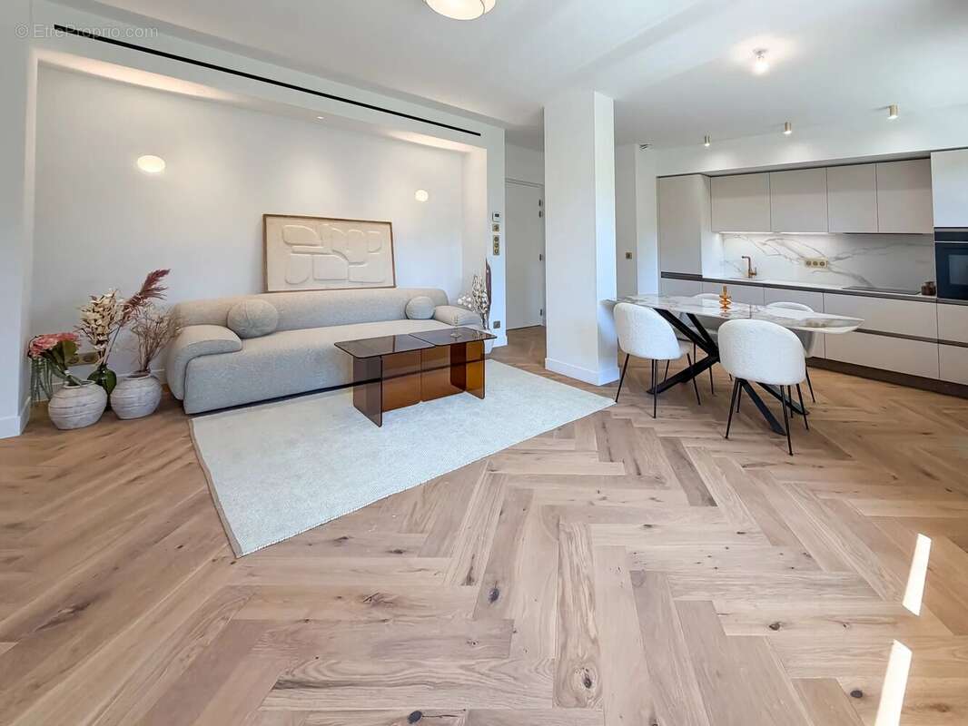 Appartement à BEAULIEU-SUR-MER