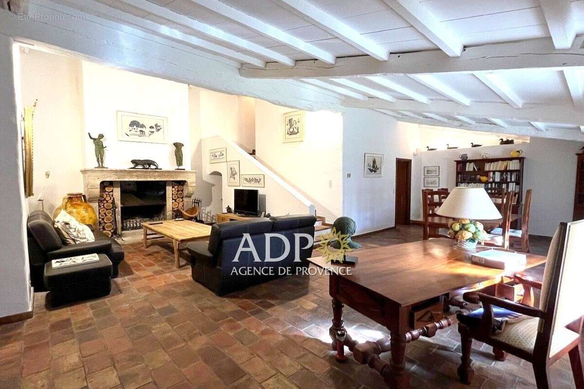 Maison à SAINT-VALLIER-DE-THIEY