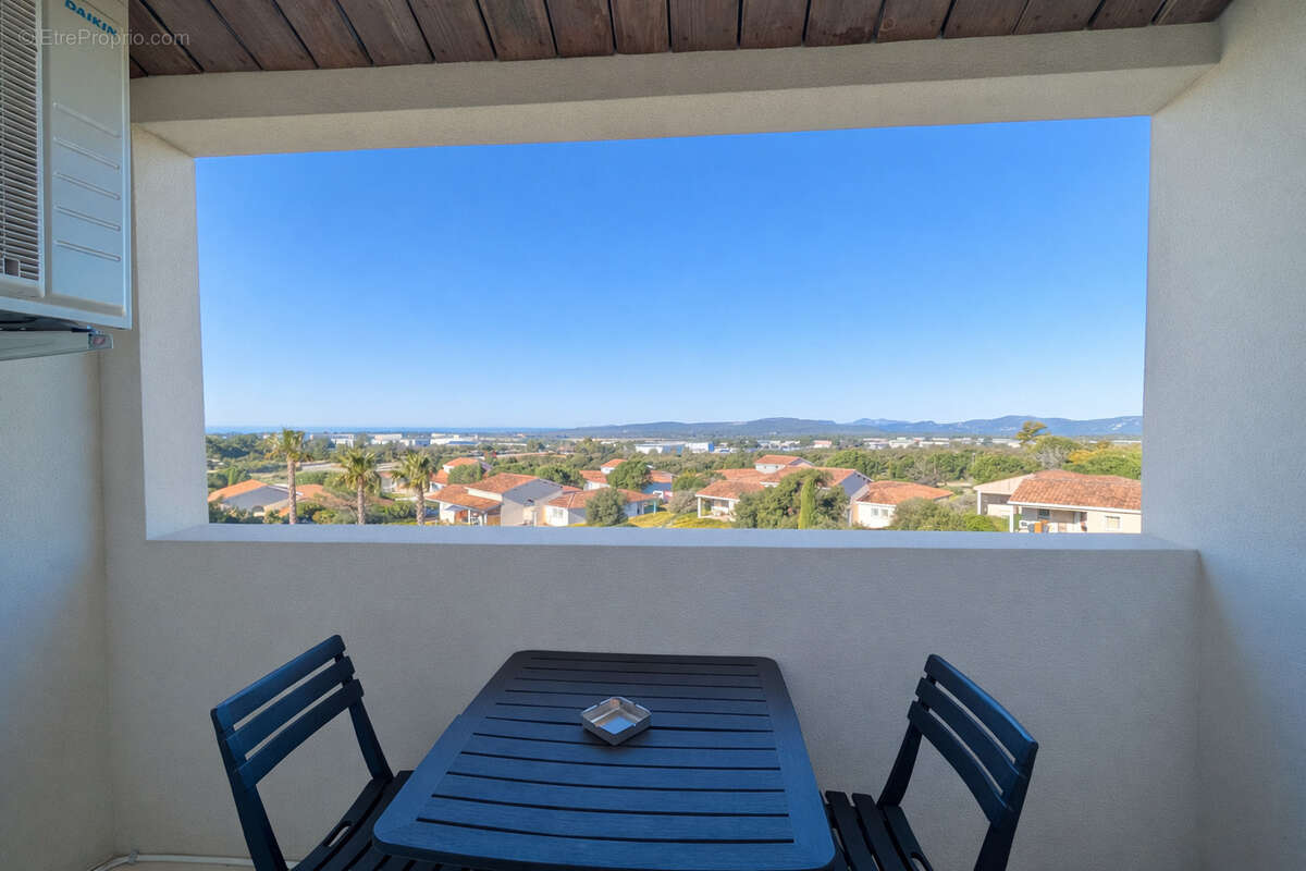 Appartement à SIGNES