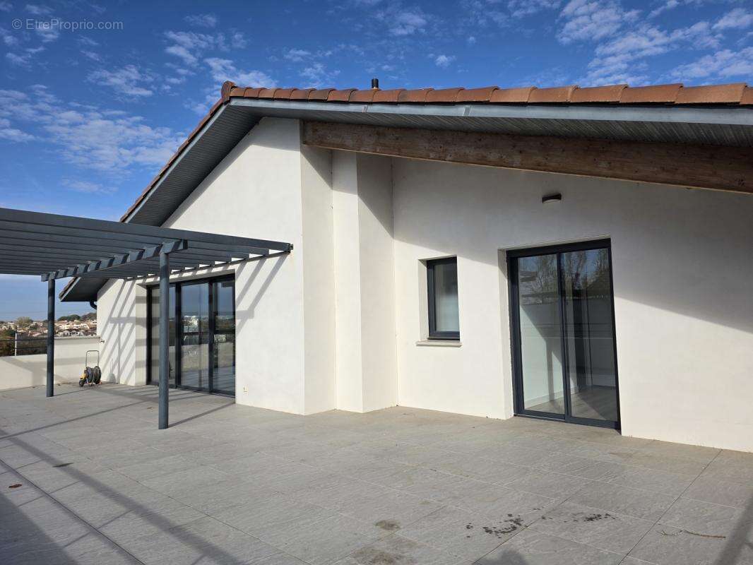 Appartement à QUINT-FONSEGRIVES