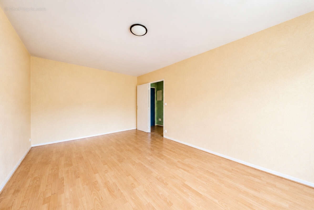 Appartement à SAINT-JACQUES-DE-LA-LANDE