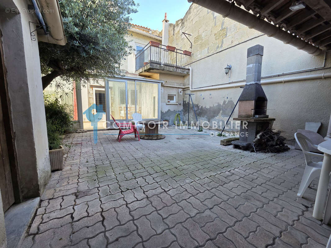 Maison à LE CAILAR