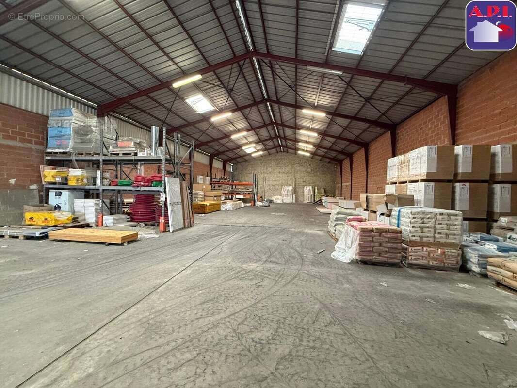 Commerce à SAVERDUN