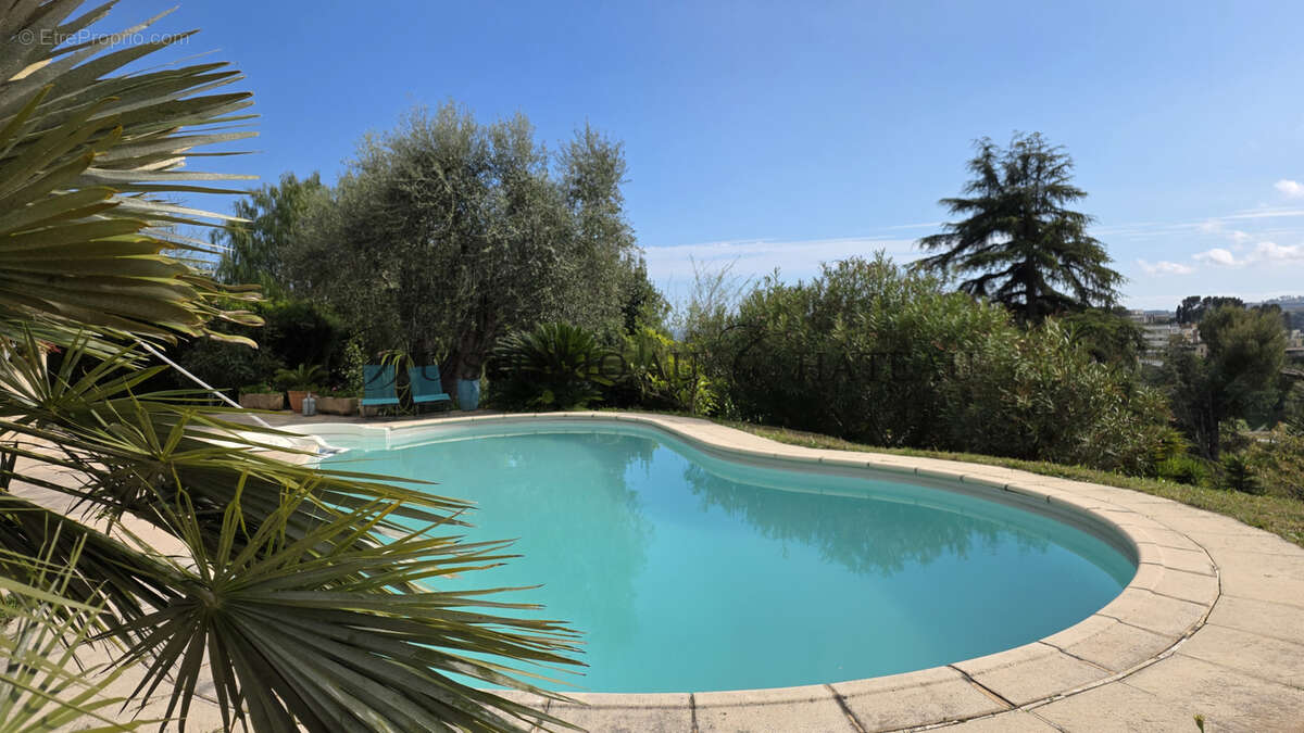French riviera- cagnes sur mer superbe maison  au calme total avec piscine et vue mer exceptionnelle - 5 chamb - photo 7