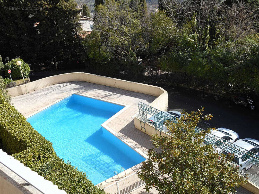 Grasse 2 p. dans résidence sécurisée avec piscine - photo 12