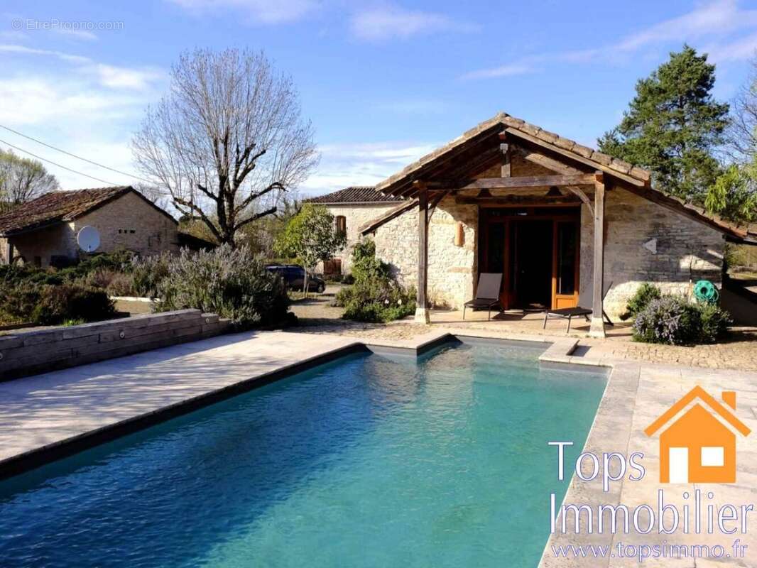 Maison à SAINT-ANTONIN-NOBLE-VAL