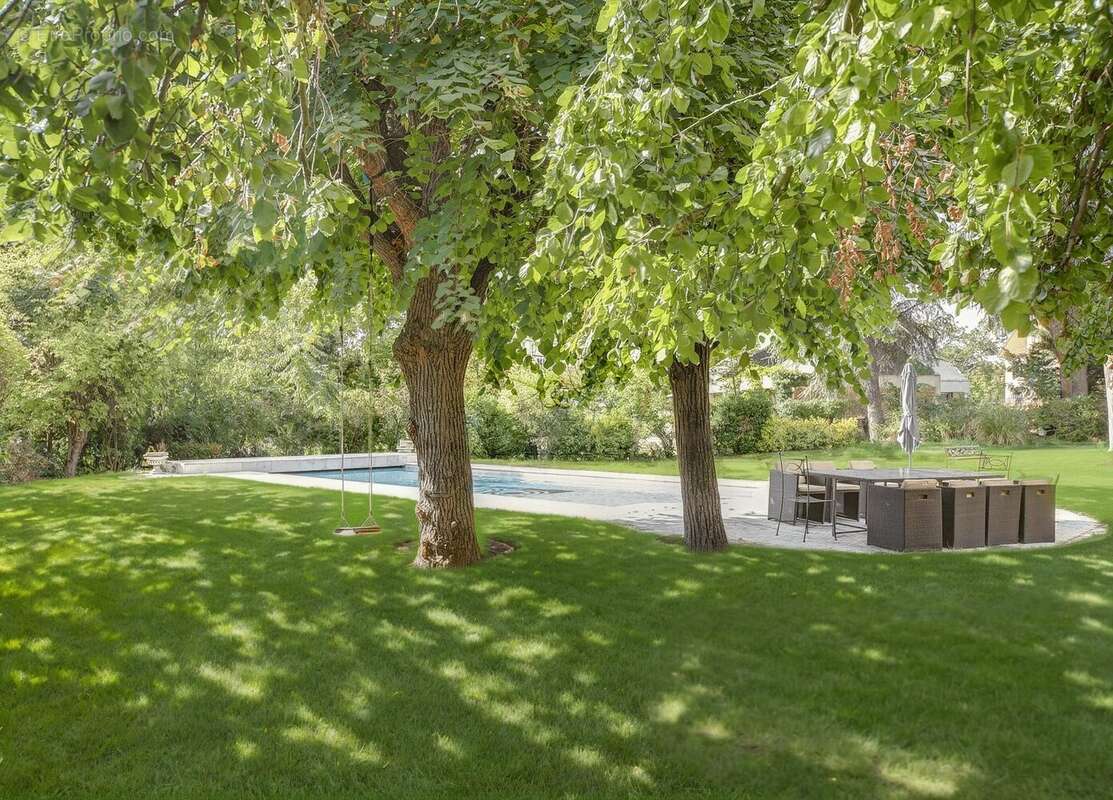 Maison à LE VESINET