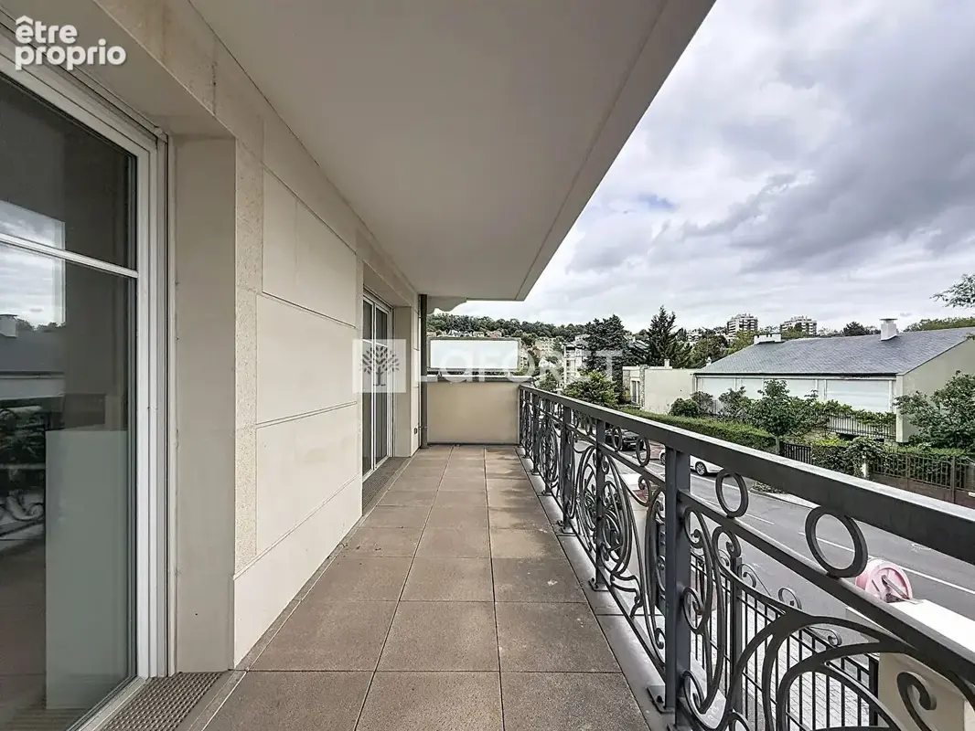 Le Plessis Robinson 6 pièces - 128.02 m2 - photo 3