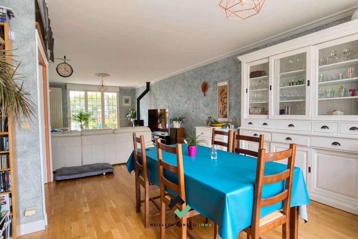 Maison à CHOISY-LE-ROI