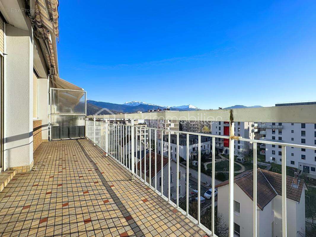 Grenoble – 143 rue des alliés – grand t3 90 m² – vues panoramiques – 2 terrasses - photo 5