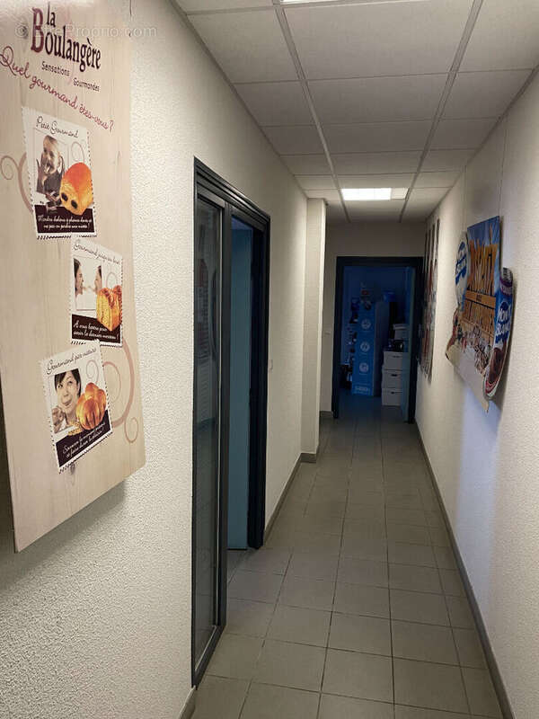 Commerce à SAINT-JUNIEN