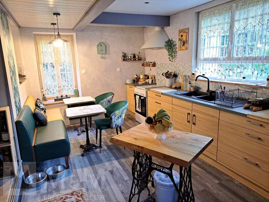 Maison à MONTFORT-SUR-BOULZANE