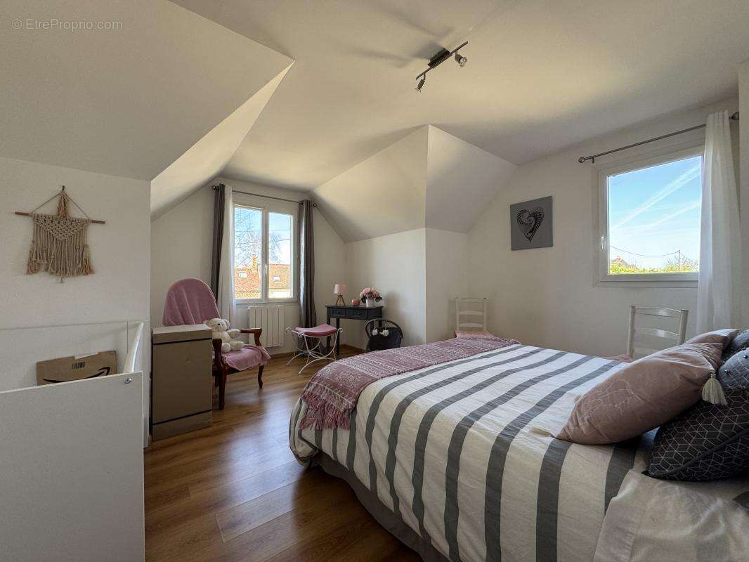 Maison à CHAUVINCOURT-PROVEMONT