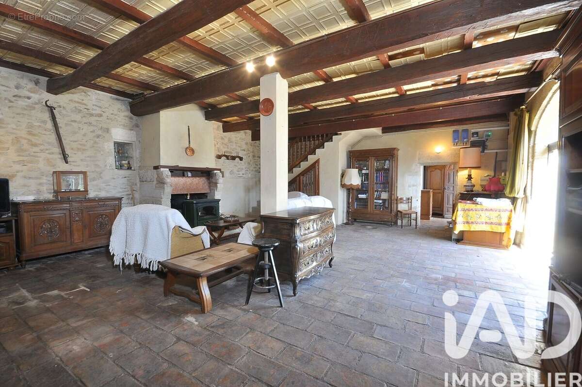 Photo 8 - Maison à VILLETELLE