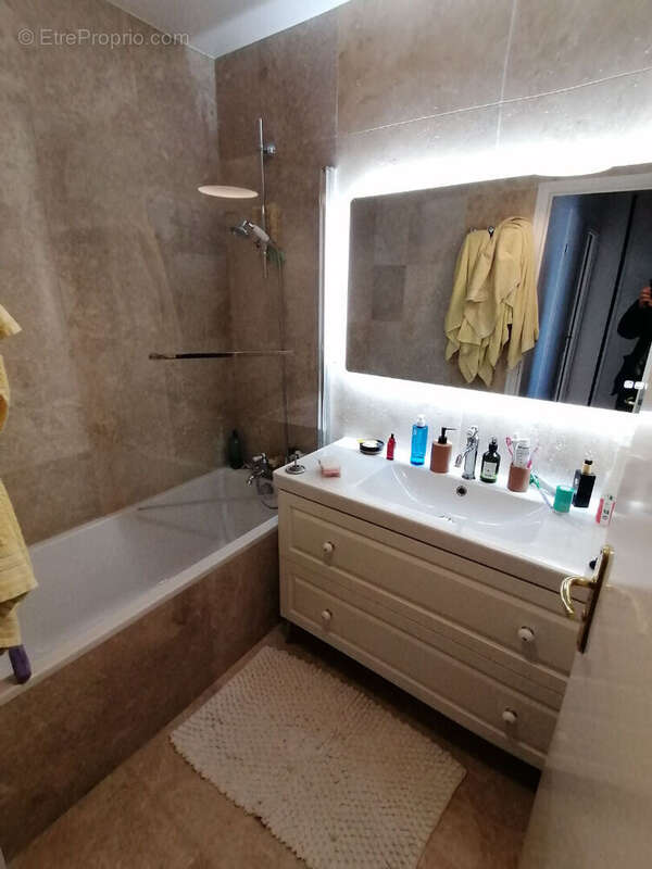 Appartement à ROMAINVILLE