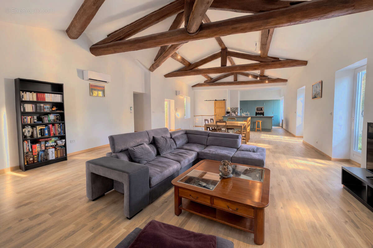 Appartement à NIMES