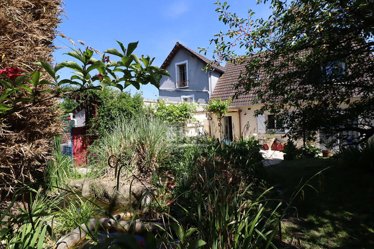 Maison à PIERREFITTE-SUR-SEINE