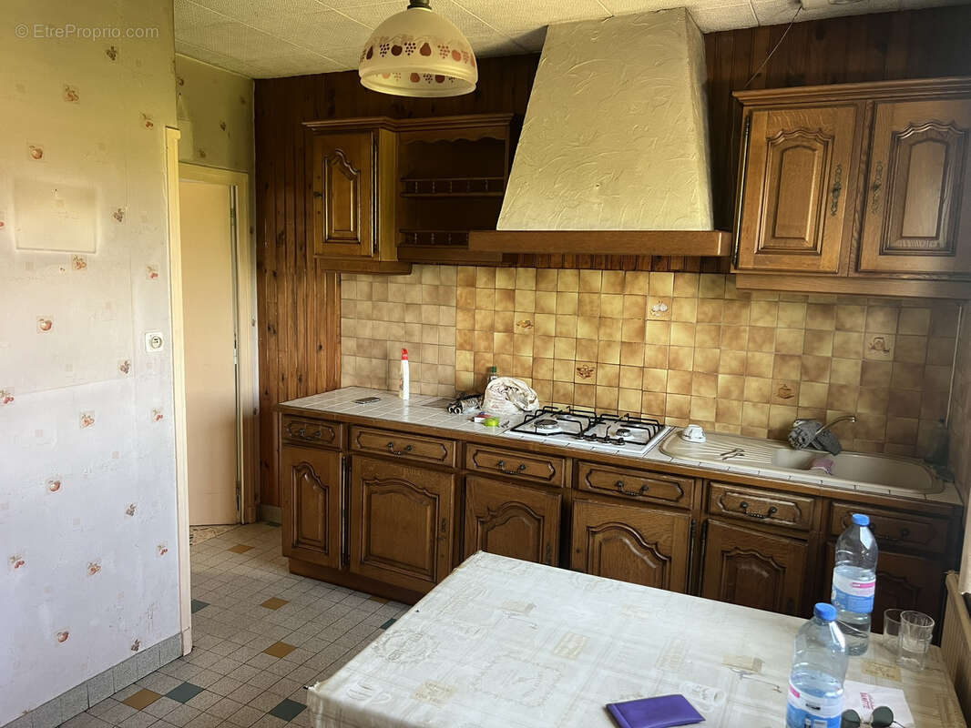 Maison à CHAROLLES