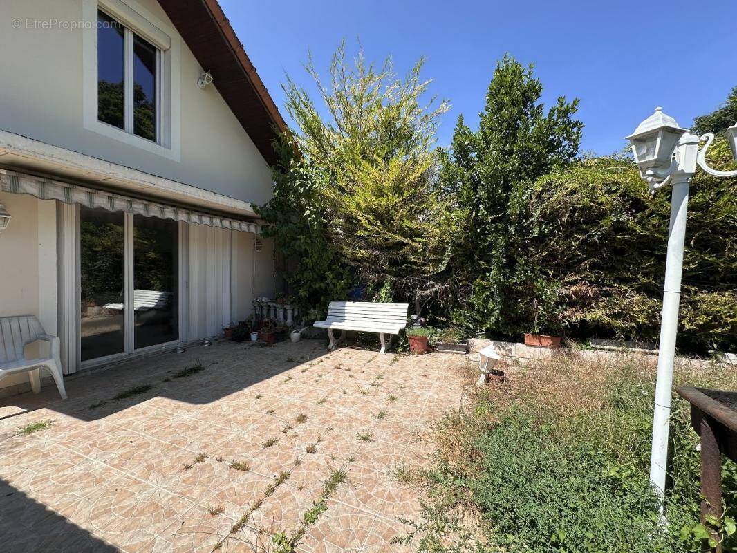 Maison à VILLETANEUSE