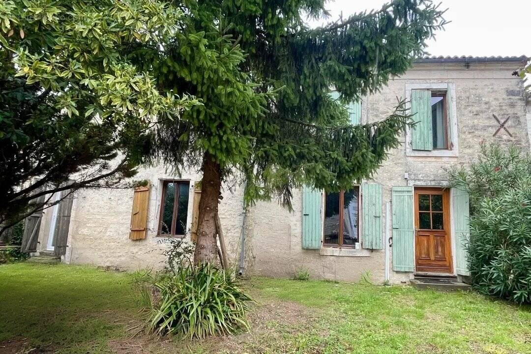 Maison à SAINT-FELIX