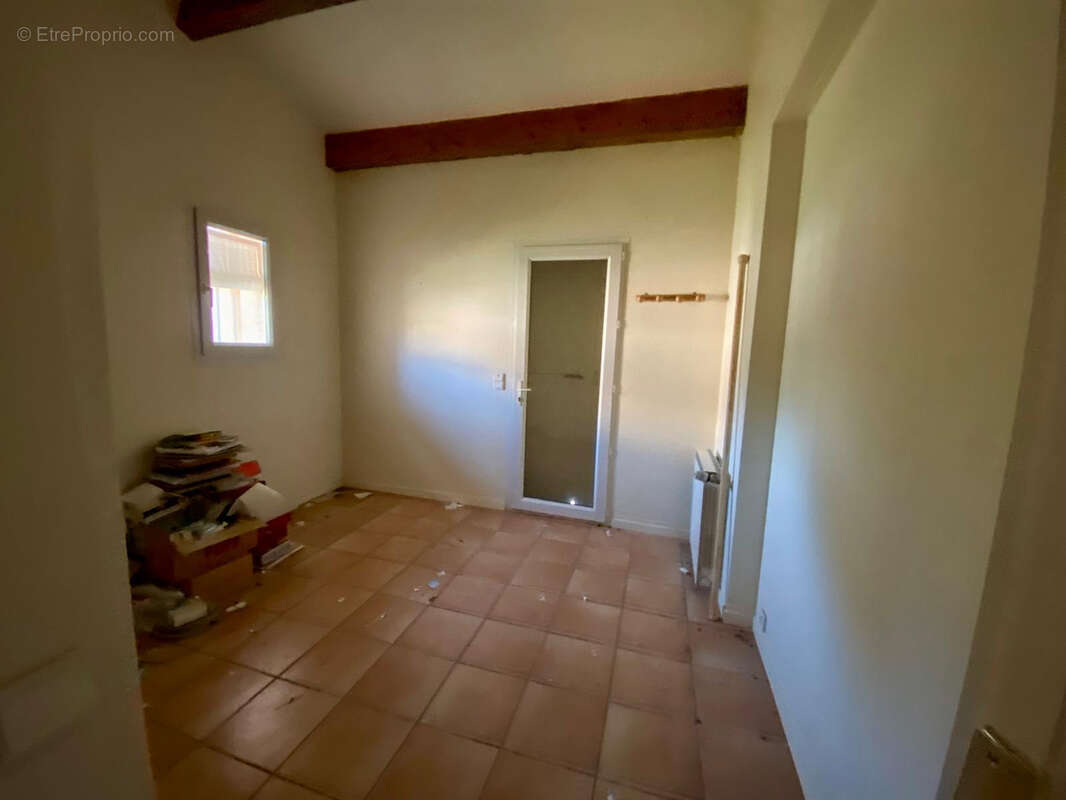 Maison à SAINT-CLEMENT-DE-RIVIERE