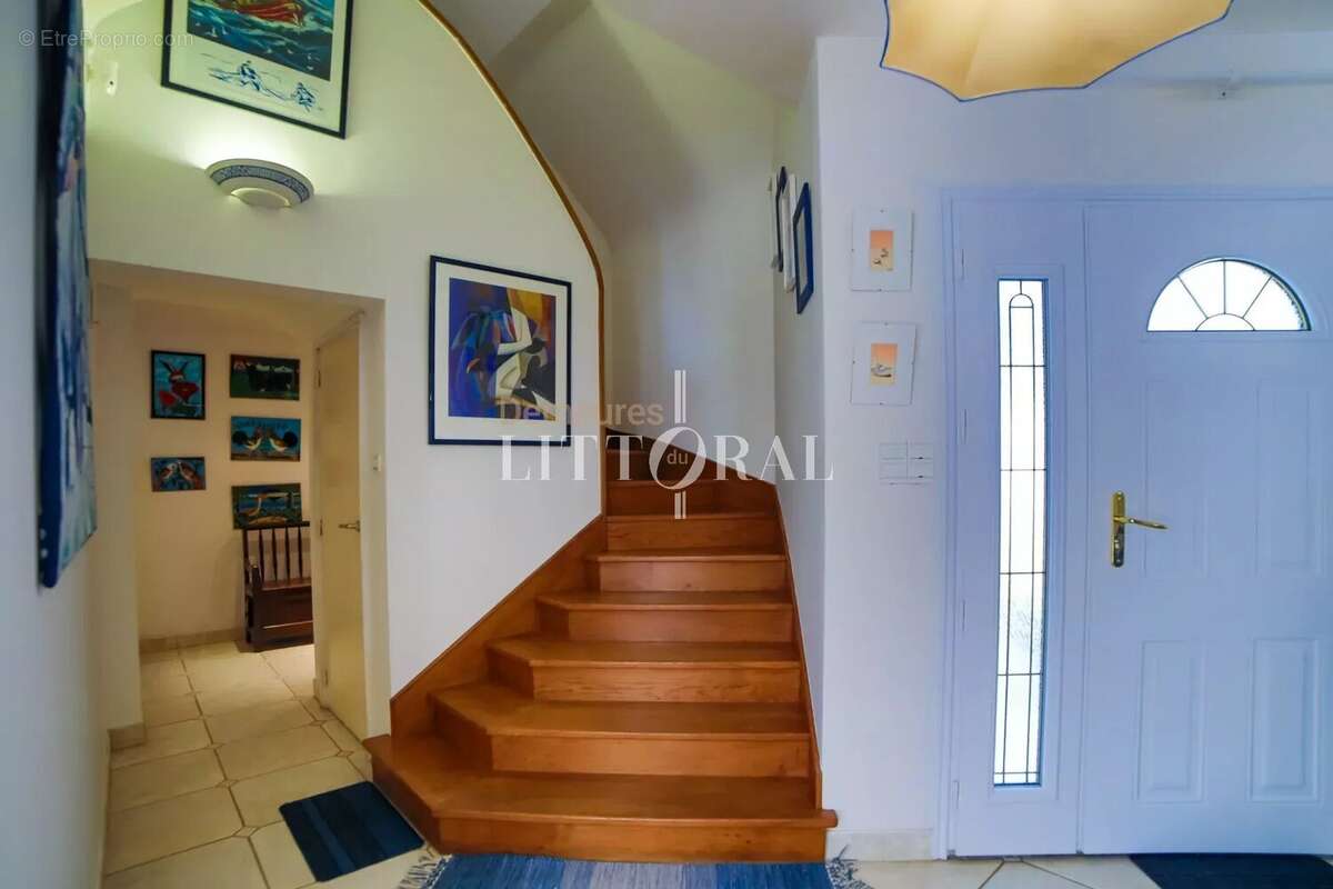 Villa entourée de pins maritimes - photo 5