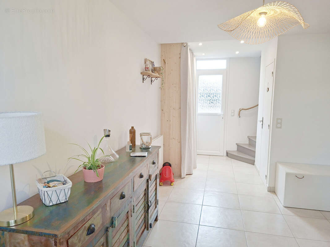 Maison à SAINTE-GENEVIEVE