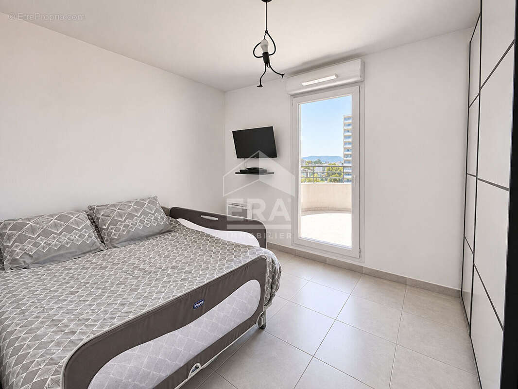 Appartement 84m² à marseille 4e arrondissement - photo 10