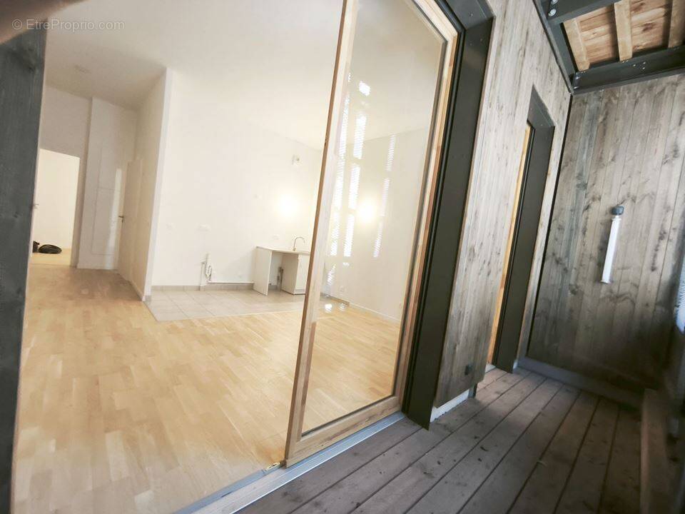 Appartement à PARIS-19E