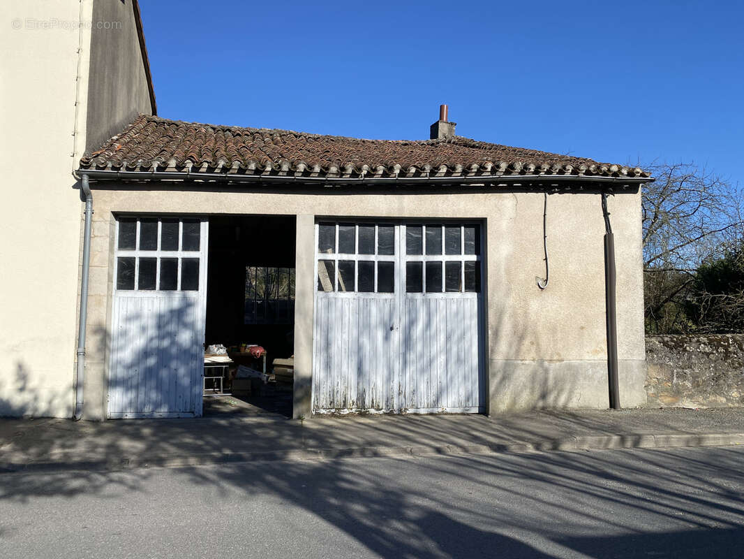 Maison à LE DORAT