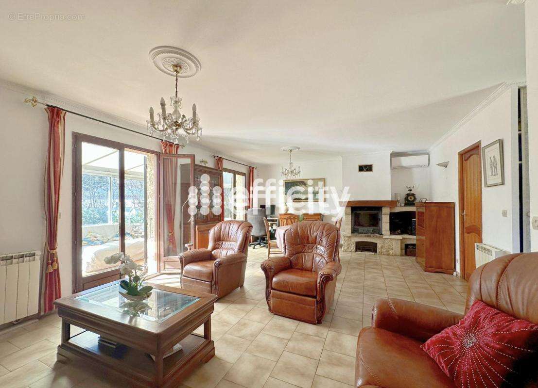 Maison à PLAN-DE-CUQUES